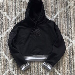 Stylish Black Cropped Hoodie New York Yankees